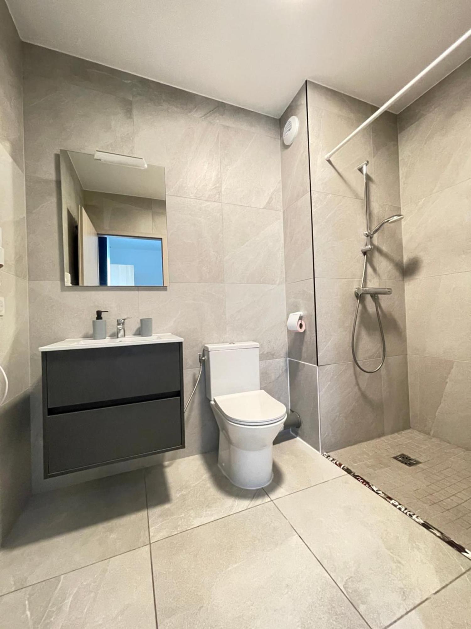 Cozy Compact Studio France Сен-Луи Экстерьер фото